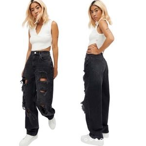 BDG urban outfitters high rise baggy jeans. Sz 27.